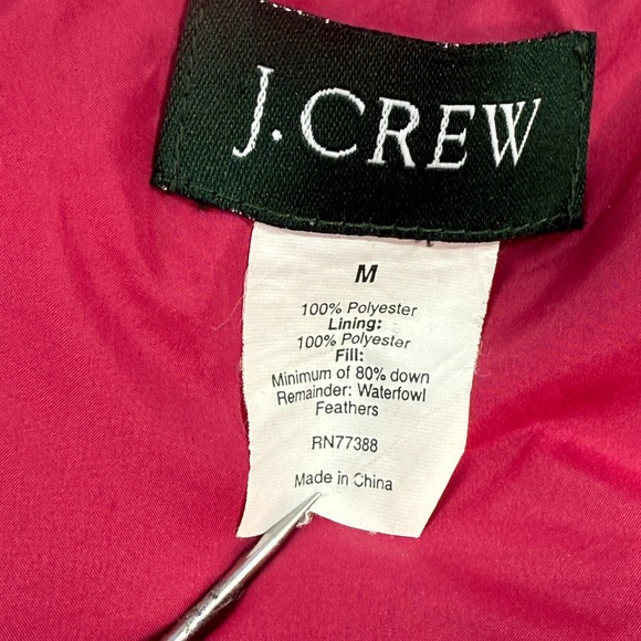 J.Crew Down Puffer Vest Womens Medium Pink Quilted Zip Button Preppy - Picture 4 of 15